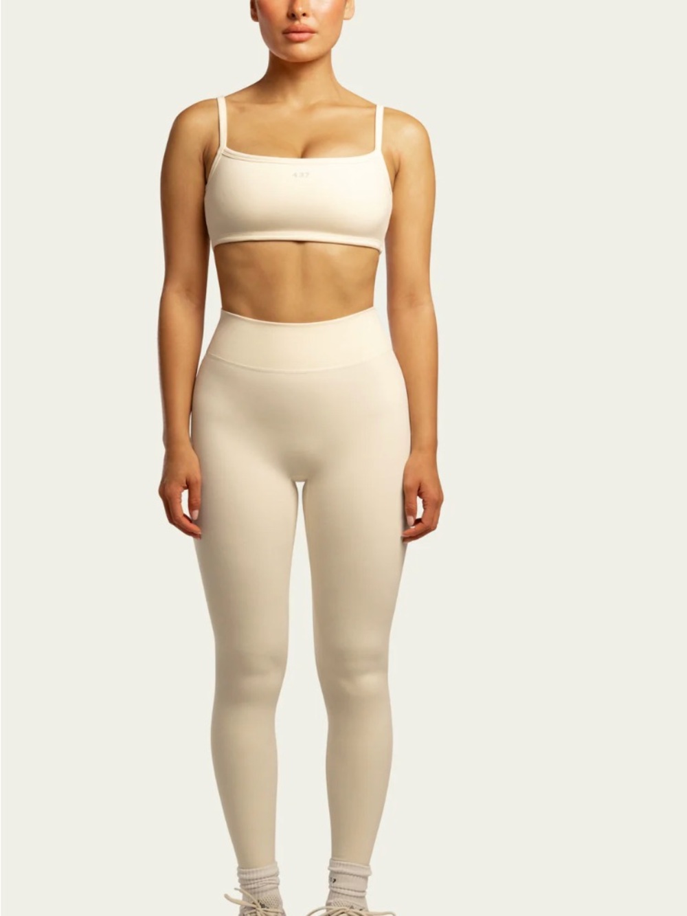 437 essentials legging